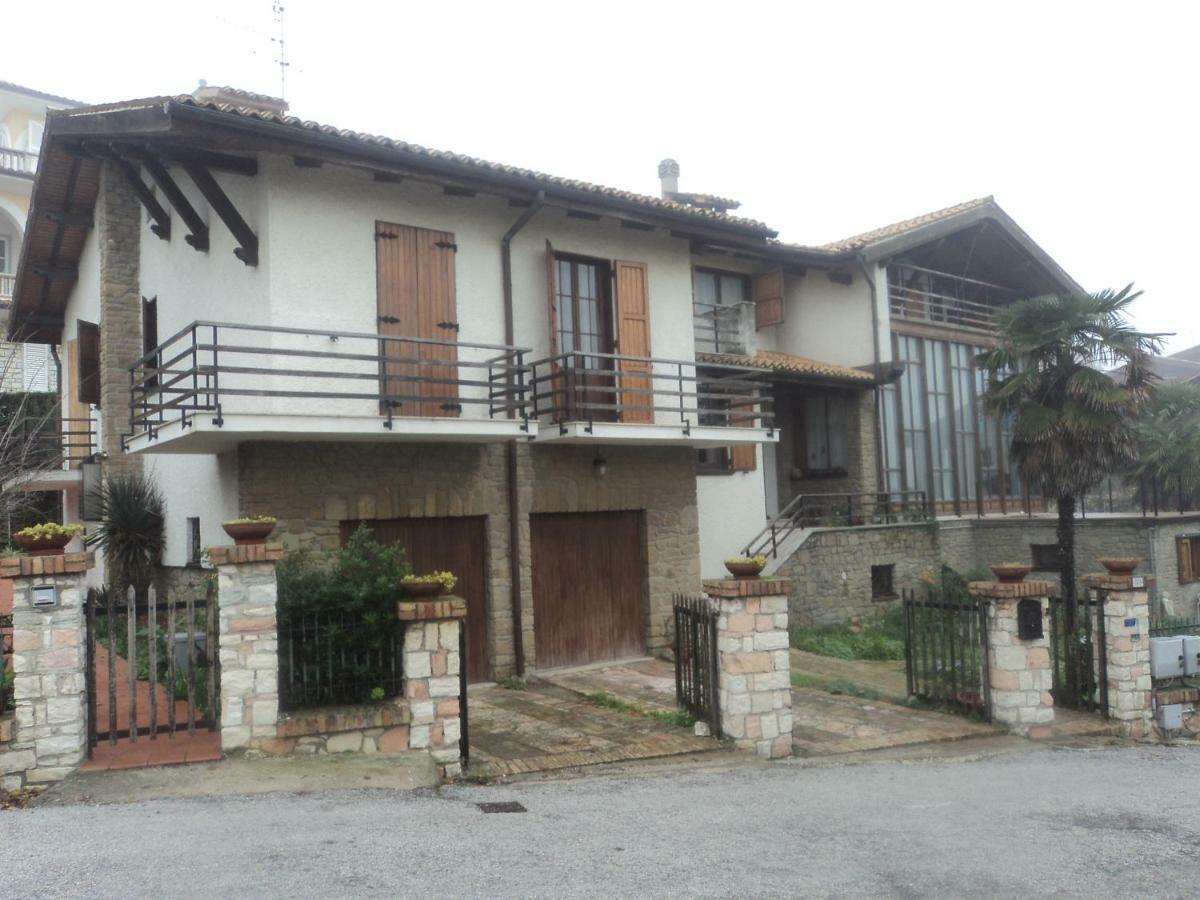 Villa Lilly Фальконара-Мариттима Экстерьер фото